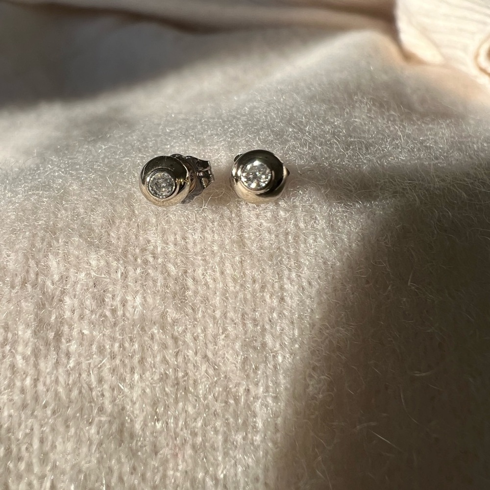 Tiny 14K white gold & diamond stud earrings - Picture 1 of 4